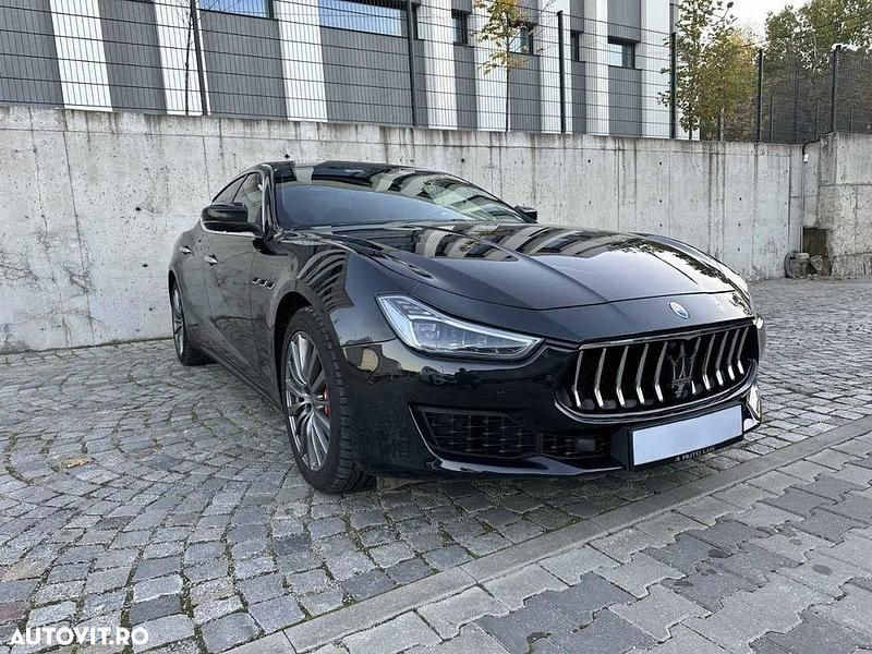 Second-hand Maserati Ghibli 275 CP (202 kW) 2020 Culoarenegru Berlinǎ