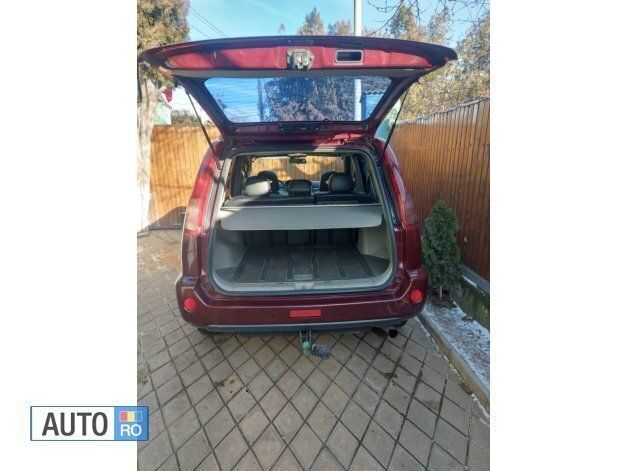 Second-hand Nissan X-Trail 136 CP (100 kW) 2007 Rosu SUV
