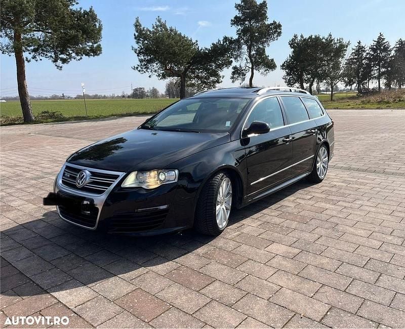 Culoarenegru Utilizat 2008 VW Passat R Break | 19.000 EUR - Imagine 1/4