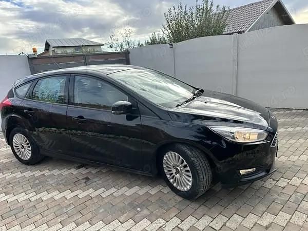 Second-hand Ford Focus 125 CP (91 kW) 2016 Negru Hatchback