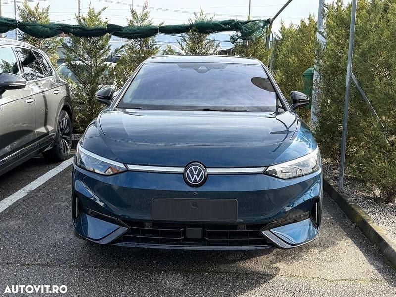 Nouă VW ID.7 Pro 210 kW (286 CP) 2025 Culoarealbastru Berlinǎ