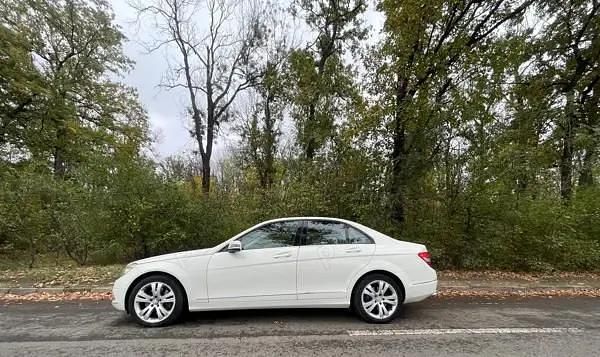 Utilizat 2008 Mercedes 320 Berlinǎ | 7.550 EUR - Imagine 1/4