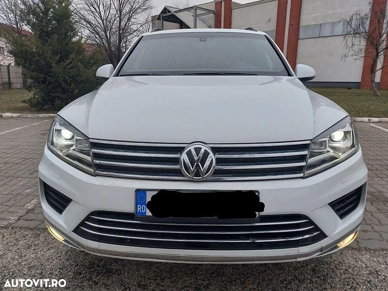 Alb Utilizat 2017 VW Touareg Supreme SUV | 14.800 EUR - Imagine 1/4
