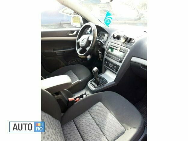 Second-hand Skoda Octavia 102 CP (75 kW) 2012 Maro Hatchback