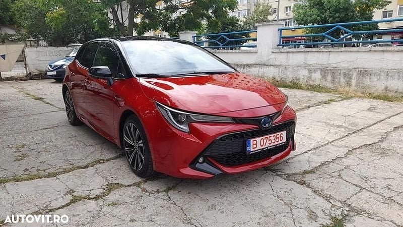 Rosu Utilizat 2020 Toyota Corolla Hatchback | 18.990 EUR (Preț OK) - Imagine 1/4