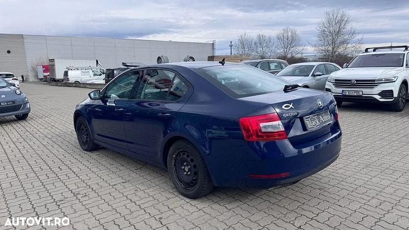 Second-hand Skoda Octavia Style 116 CP (85 kW) 2018 Culoarealbastru Berlinǎ