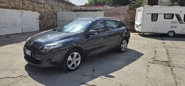Utilizat 2012 Renault Mégane III Break | 3.490 EUR (Super Preț) - Imagine 1/4