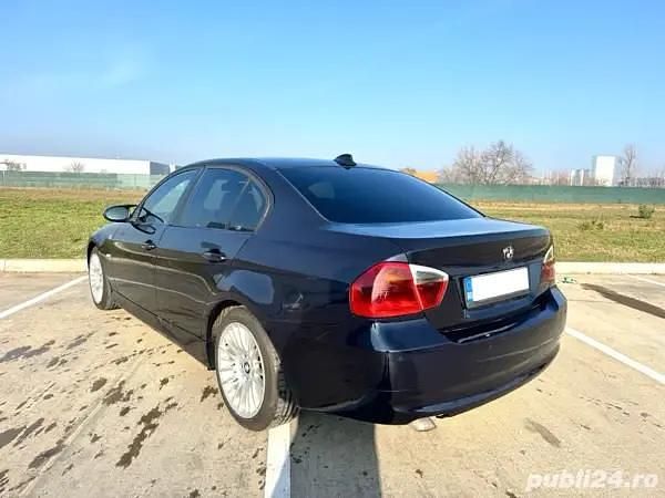 Second-hand BMW 320 163 CP (119 kW) 2006 Berlinǎ