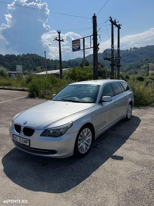 Culoareargint Utilizat 2008 BMW 520 Break | 3.600 EUR (Preț bun) - Imagine 1/4