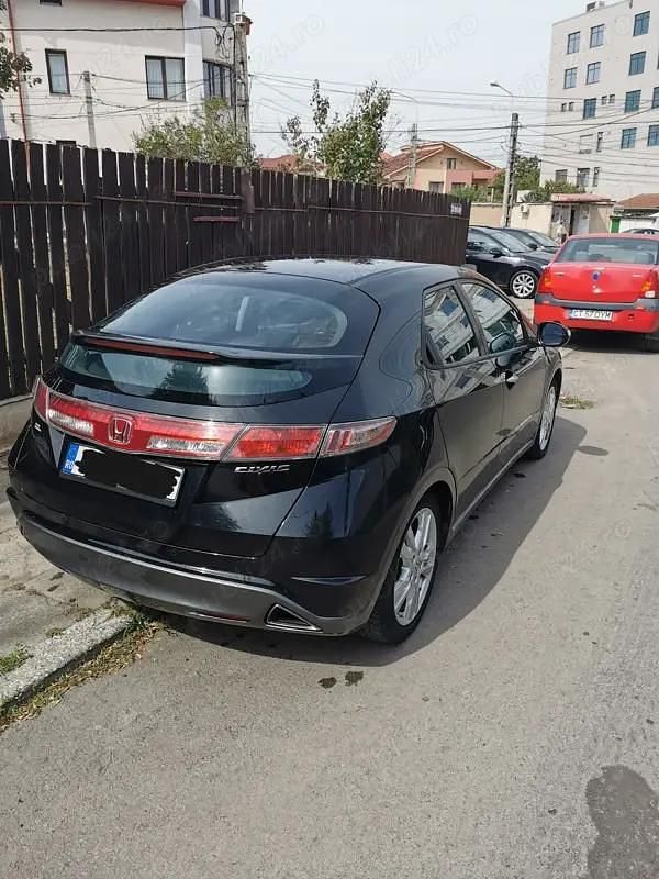 Second-hand Honda Civic 150 CP (110 kW) 2011 Hatchback