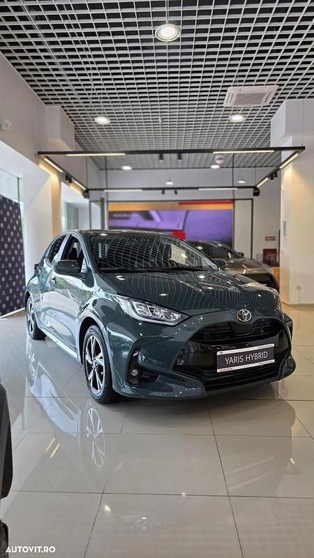 Culoareverde Nouă 2025 Toyota Yaris Hybrid | 24.850 EUR (Scump) - Imagine 1/4