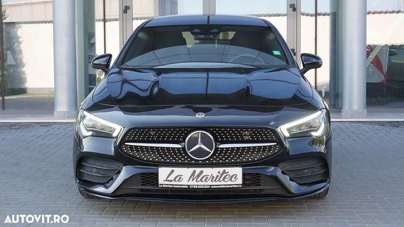 Culoarenegru Utilizat 2020 Mercedes CLA200 AMG line Berlinǎ | 29.948 EUR (Preț OK) - Imagine 1/4