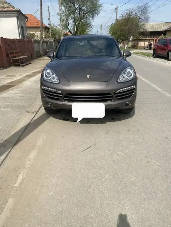 Utilizat 2013 Porsche Cayenne SUV | 17.000 EUR (Preț OK) - Imagine 1/4