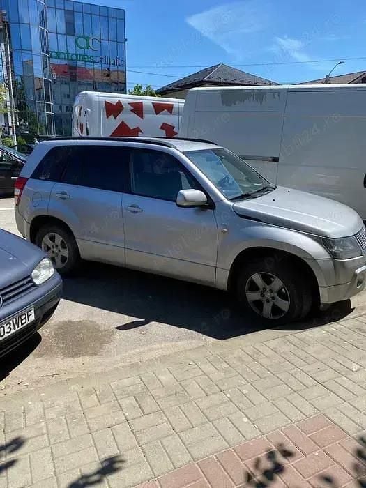 Second-hand Suzuki Grand Vitara 129 CP (94 kW) 2005 SUV