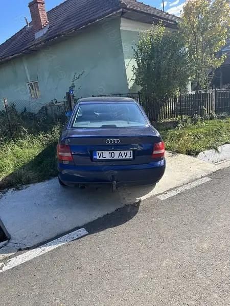 Second-hand Audi A4 74 CP (54 kW) 1999 Berlinǎ