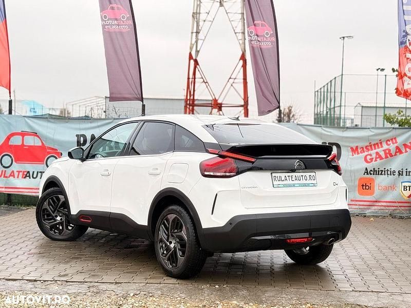 Second-hand Citroën C4 Feel 131 CP (96 kW) 2022 Culoarealb Hatchback