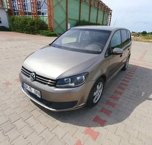 Utilizat 2013 VW Touran SE Monovolum | 4.900 EUR (Preț bun) - Imagine 1/4