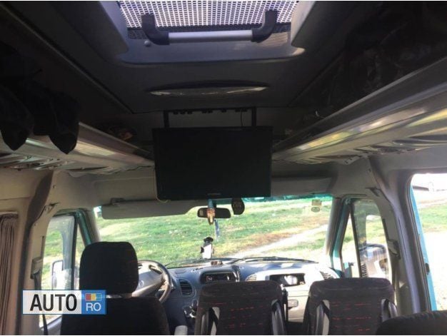 Second-hand Mercedes Sprinter 163 CP (119 kW) 2005 Verde Van