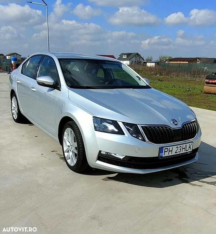 Culoareargint Utilizat 2020 Skoda Octavia Ambition Break | 12.800 EUR (Preț OK) - Imagine 1/4