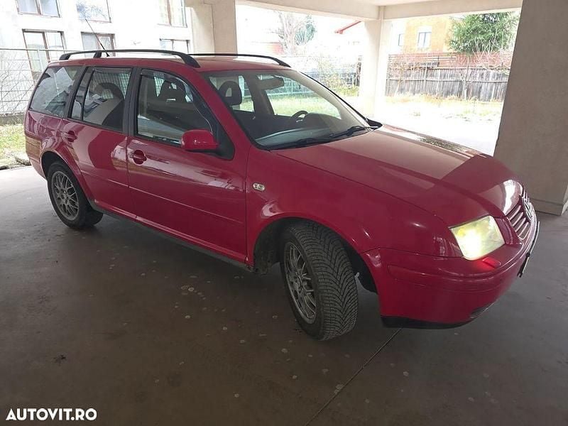 Second-hand VW Bora 130 CP (95 kW) 2002 Culoarerosu Break