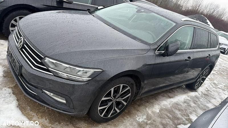 Culoaregri Utilizat 2022 VW Passat Business Break | 15.750 EUR (Preț bun) - Imagine 1/4
