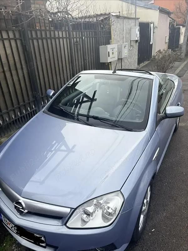 Second-hand Opel Tigra 90 CP (66 kW) 2006 Cabrio