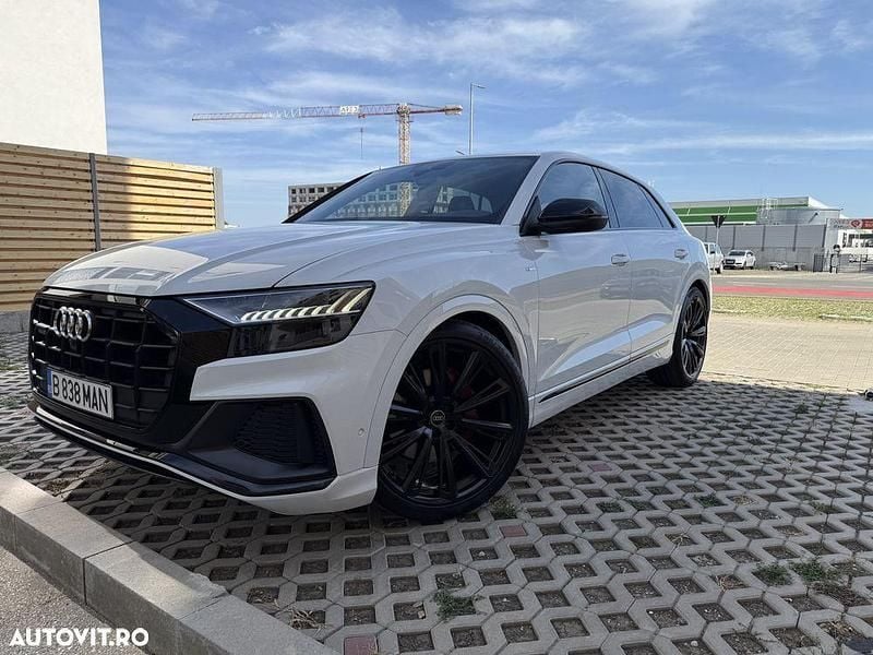 Culoarealb Second-hand 2022 Audi Q8 Design SUV | 68.000 EUR (Preț OK) - Imagine 1/4