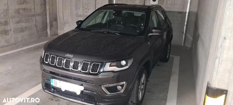 Gri Utilizat 2017 Jeep Compass Limited SUV | 16.200 EUR (Preț OK) - Imagine 1/4