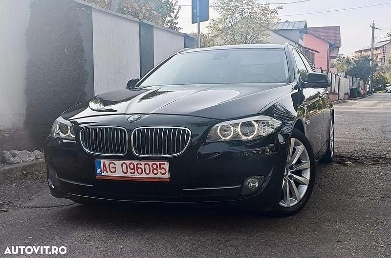 Second-hand BMW 520 Sport Line 184 CP (135 kW) 2012 Culoarenegru Break