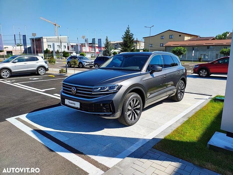 Nouă VW Touareg Elegance 231 CP (169 kW) 2025 Gri SUV