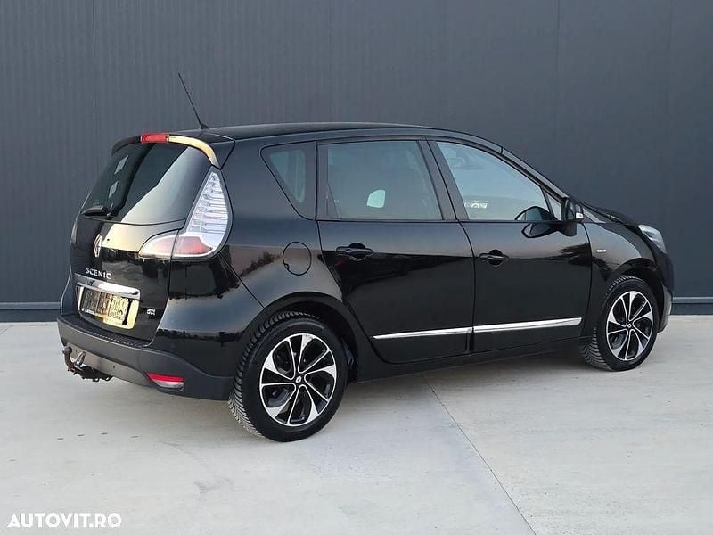 Second-hand Renault Scénic III Bose Edition 110 CP (80 kW) 2016 Culoarenegru Monovolum