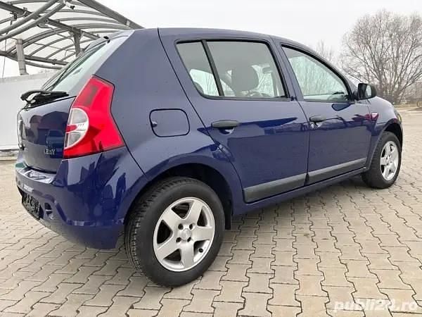 Utilizat 2009 Dacia Sandero Hatchback | 2.300 EUR (Preț OK) - Imagine 1/4