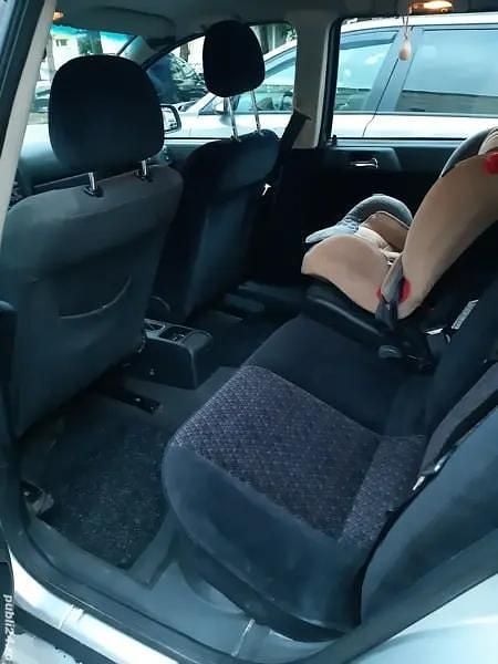 Second-hand Opel Astra 74 CP (54 kW) 2001 Gri Break