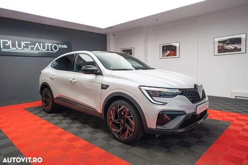 Culoarealb Utilizat 2023 Renault Arkana Esprit Alpine SUV | 24.990 EUR (Preț OK) - Imagine 1/4