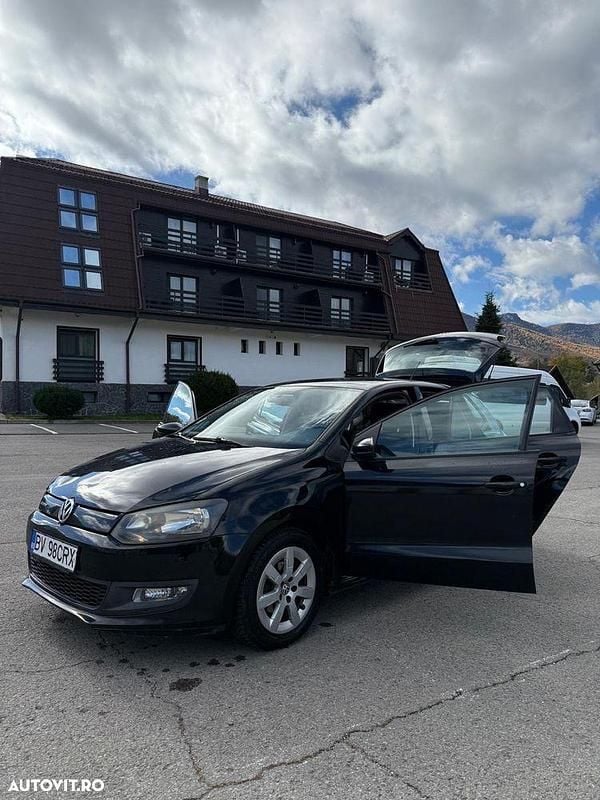 Culoarenegru Utilizat 2011 VW Polo | 4.300 EUR (Preț OK) - Imagine 1/4