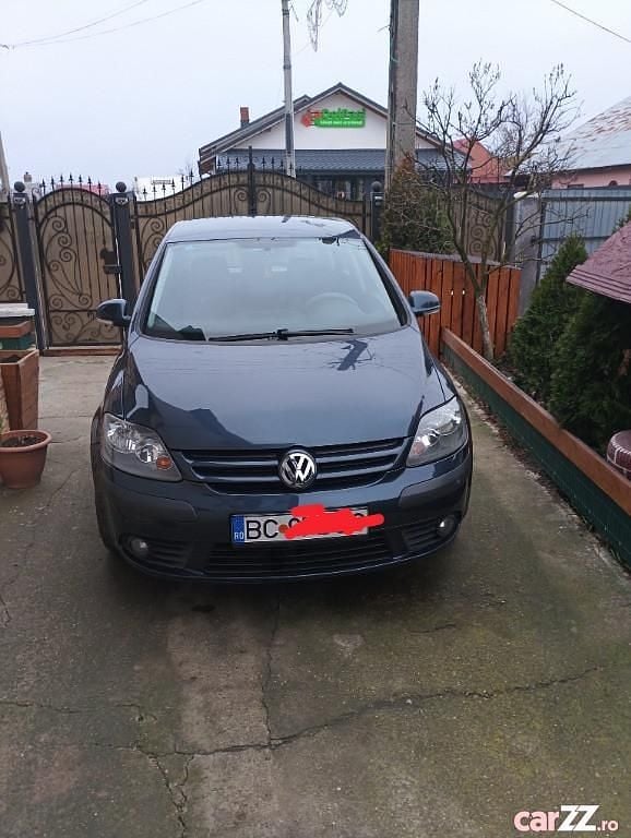 Second-hand VW Golf 2005 Coupe
