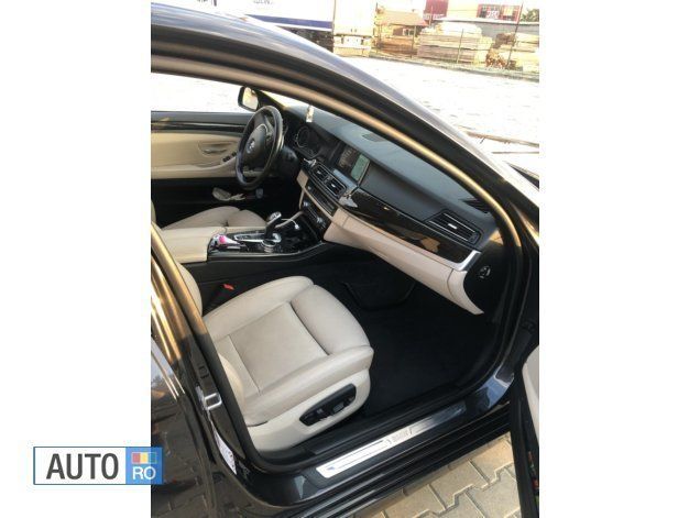 Second-hand BMW 525 Comfort Edition 218 CP (160 kW) 2014 Gri Berlinǎ