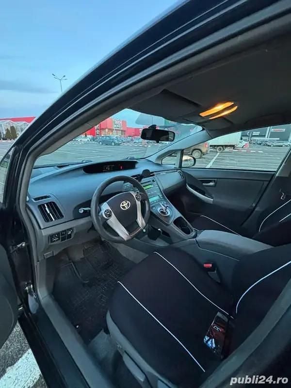 Second-hand Toyota Prius 130 CP (95 kW) 2010 Hatchback