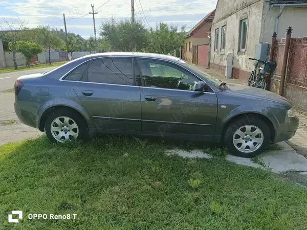 Utilizat 2002 Audi A4 Berlinǎ | 1.200 EUR (Preț OK) - Imagine 1/4