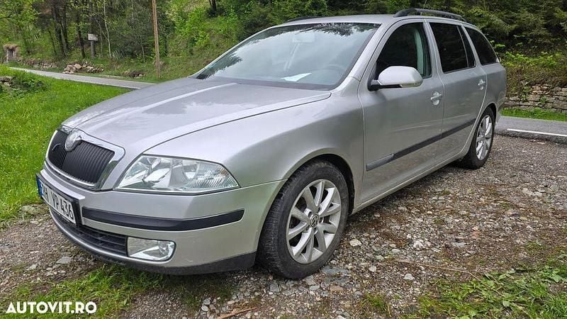 Culoareargint Utilizat 2005 Skoda Octavia Break | 1.890 EUR (Preț bun) - Imagine 1/4
