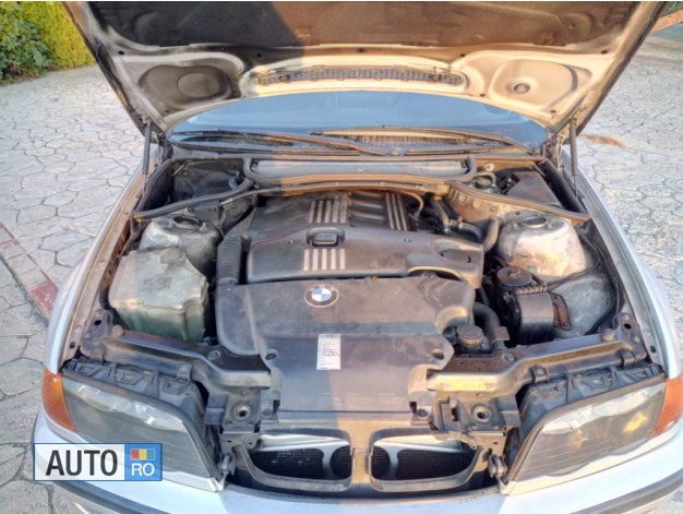 Second-hand BMW 320 136 CP (100 kW) 2001 Argintiu Break