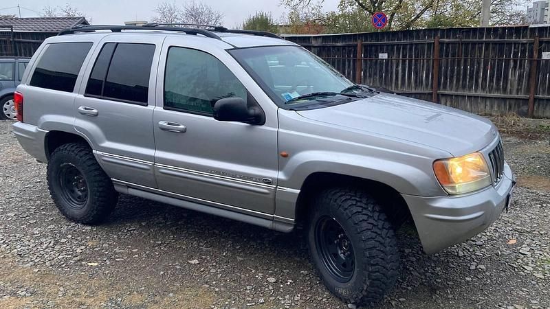 Utilizat 2004 Jeep Grand Cherokee SUV | 9.500 EUR - Imagine 1/4