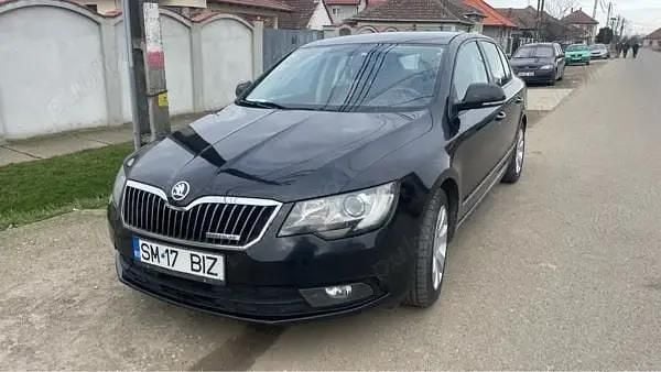 Second-hand Skoda Superb 110 CP (80 kW) 2015 Negru Berlinǎ
