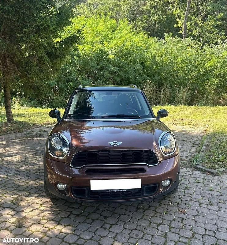 Culoaremaro Utilizat 2013 Mini Cooper S Countryman SUV | 9.800 EUR (Super Preț) - Imagine 1/4