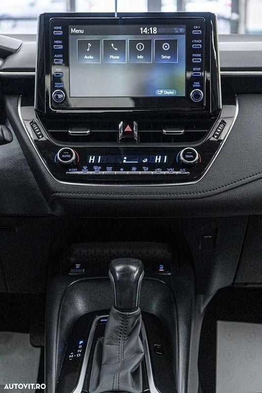 Second-hand Toyota Corolla Business Edition 125 CP (91 kW) 2021 Culoarealb Berlinǎ