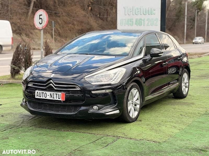 Second-hand Citroën DS5 163 CP (119 kW) 2015 Culoarenegru Hatchback