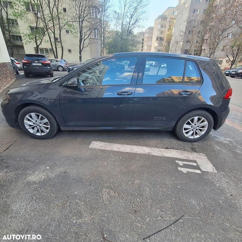 Culoaregri Utilizat 2017 VW Golf VII Comfortline Hatchback | 13.750 EUR (Puțin scump) - Imagine 1/4