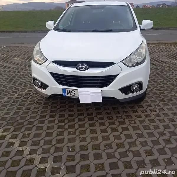 Utilizat 2012 Hyundai ix35 SUV | 6.800 EUR (Preț OK) - Imagine 1/4
