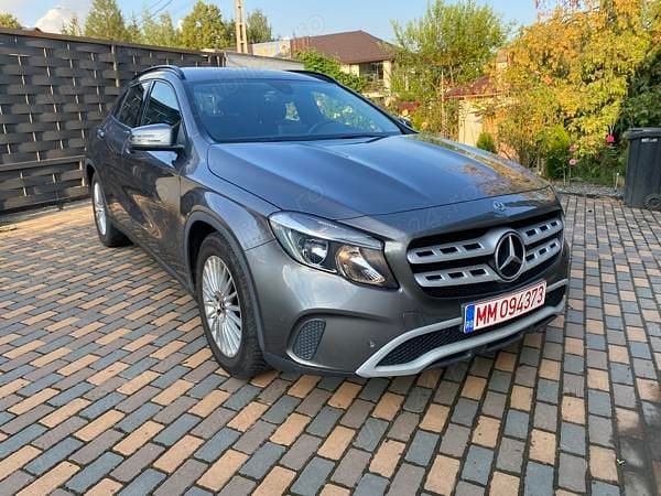 Second-hand Mercedes GLA180 110 CP (80 kW) 2017 Gri SUV