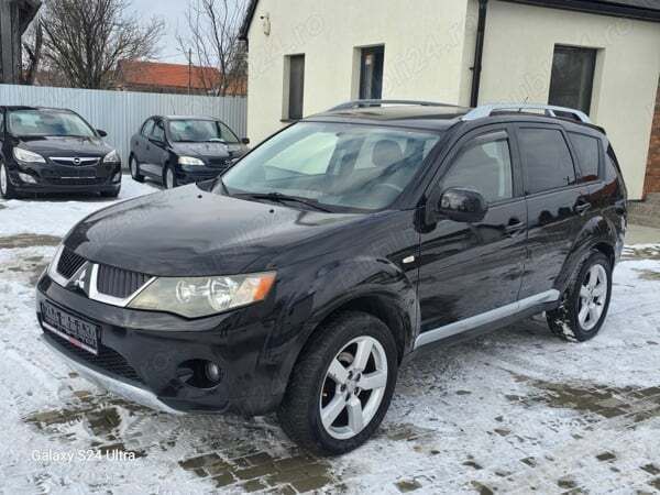 Negru Utilizat 2007 Mitsubishi Outlander Instyle SUV | 5.790 EUR (Preț OK) - Imagine 1/4